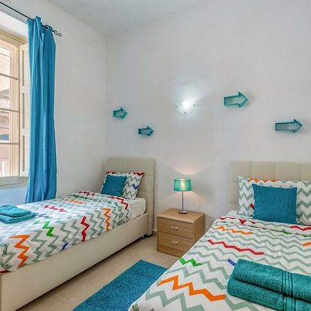 Traditional Maltese Townhouse Hotel Sliema Exterior foto