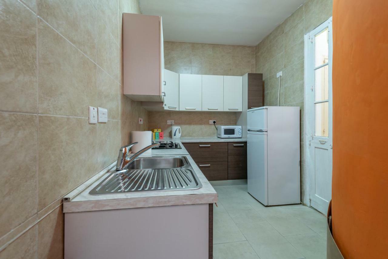 Traditional Maltese Townhouse Hotel Sliema Exterior foto